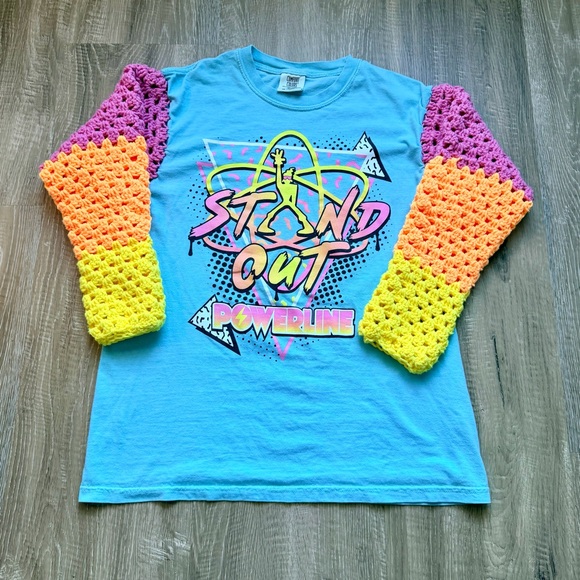 Handmade Tops - Crochet Upcycled Powerline Goofy Movie T Shirt Crochet Sleeves Unisex M‎